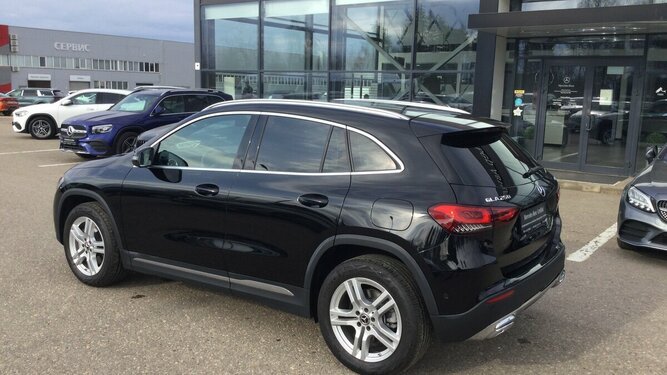 GLA 250 4MATIC