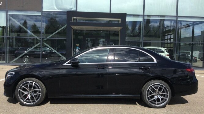 E 220 D 4MATIC