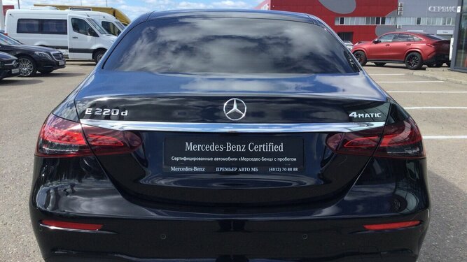 E 220 D 4MATIC