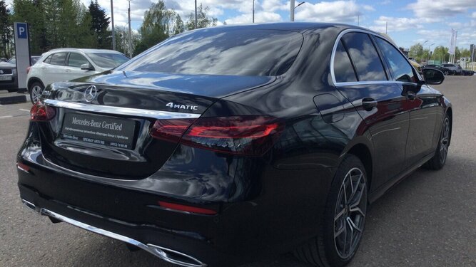 E 220 D 4MATIC
